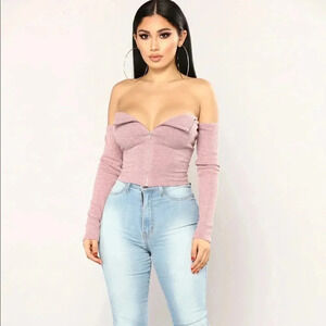Fashion Nova Women’s Plus Alsen Mauve Top